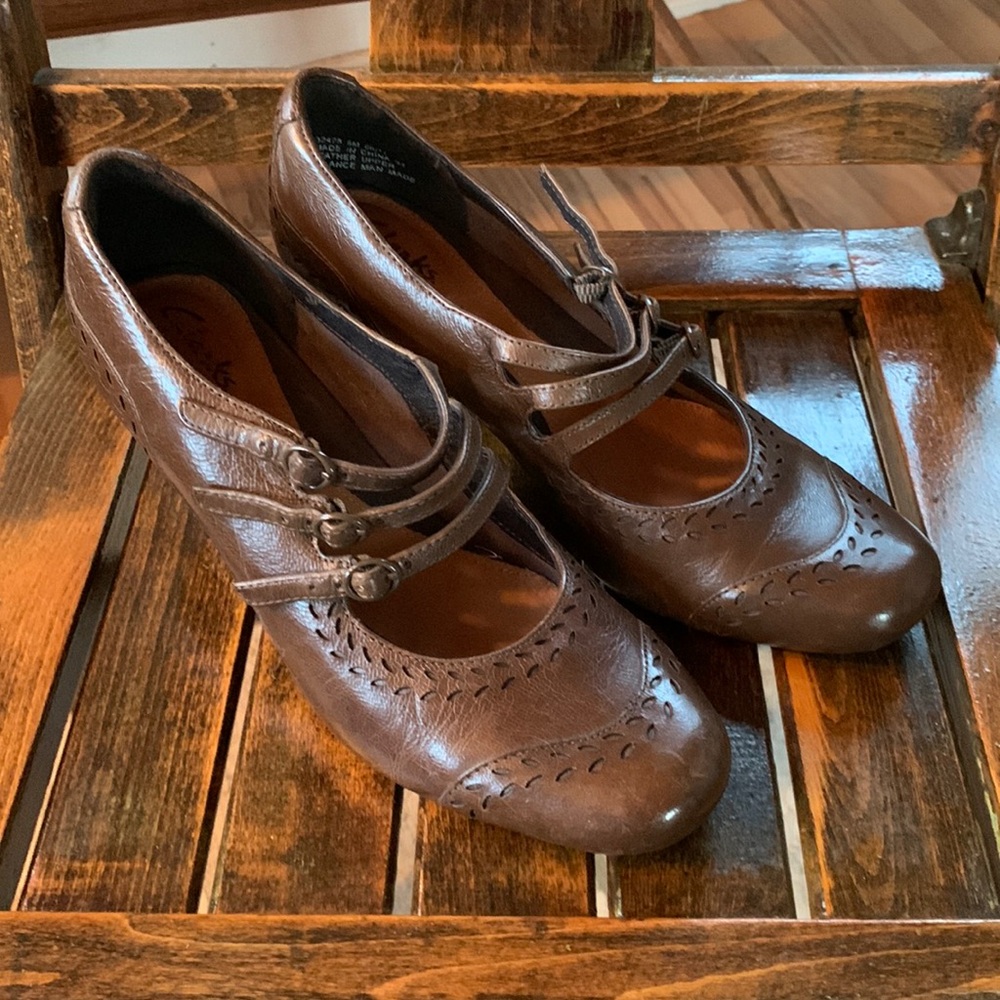 Clarks Brown Leather Heels Mary Jane Style